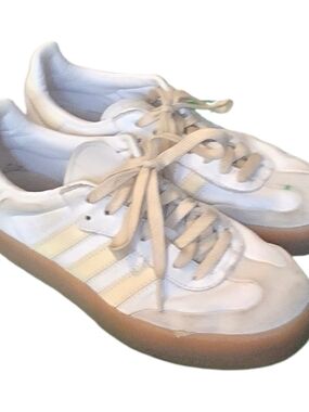 adidas Sambae Beige Gum Sole Classic Sneakers